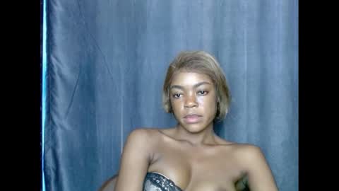 Blue online show from February 23, 10:39 am