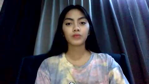 Snapshot of sexyxenaaa chatting on November 3, 8:04 am Xenaaa online show from November 3, 8:04 am