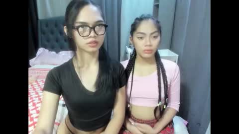 Snapshot of sexyxenaaa chatting on November 18, 5:39 pm Xenaaa online show from November 18, 5:39 pm