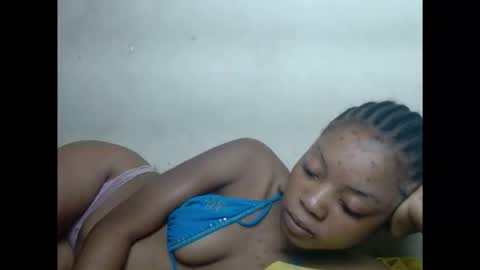 Snapshot of sexyxpeach chatting on September 24, 9:07 pm sexyxpeach online show from September 24, 9:07 pm