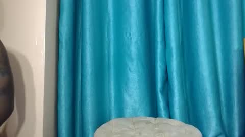 Snapshot of sexyylucyy chatting on March 20, 11:20 pm sexyylucyy online show from March 20, 11:20 pm