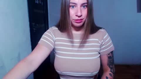 Snapshot of sexyyuliia777 chatting on July 5, 6:31 am Yuliia online show from July 5, 6:31 am