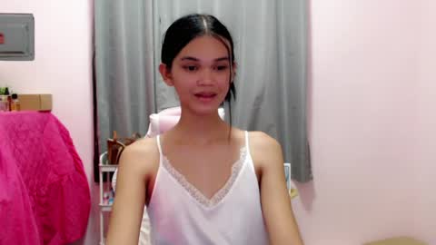 Zendaya online show from April 11, 12:59 am