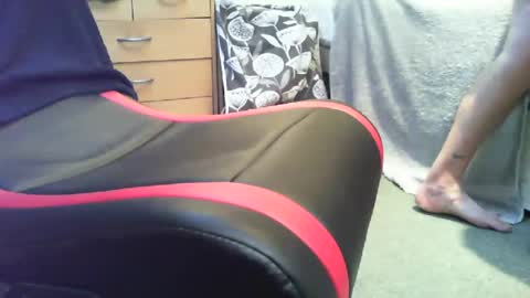 Snapshot of seymore8008s chatting on August 9, 7:19 pm Seymore online show from August 9, 7:19 pm