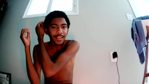 Snapshot of shabuda_hill22 chatting on June 13, 1:20 pm Shabuda Hill online show from June 13, 1:20 pm