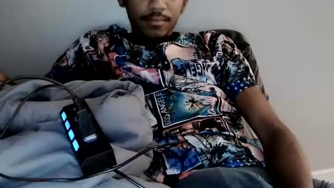 Snapshot of shabuda_hill22 chatting on June 16, 8:06 am Shabuda Hill online show from June 16, 8:06 am