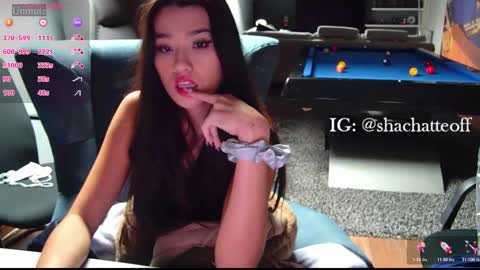 Snapshot of shachatte chatting on November 3, 9:43 am Shachatte online show from November 3, 9:43 am