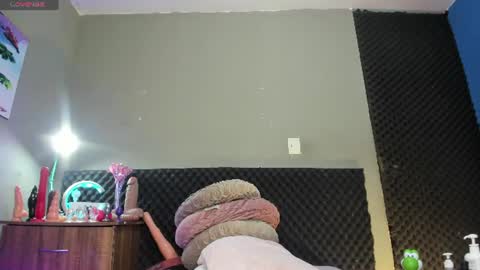 shadia online show from June 13, 7:23 pm