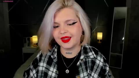 Lana online show from November 10, 8:13 am