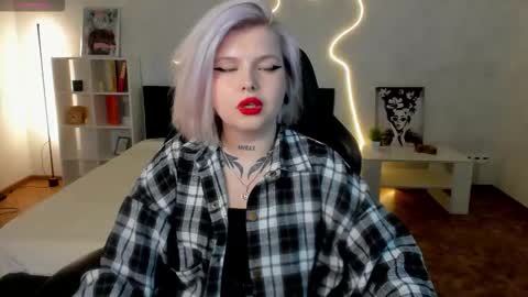 Lana online show from November 11, 7:41 am