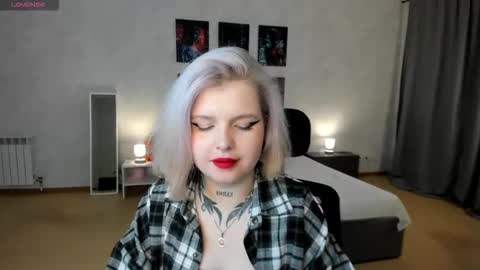 Lana online show from November 12, 1:39 am