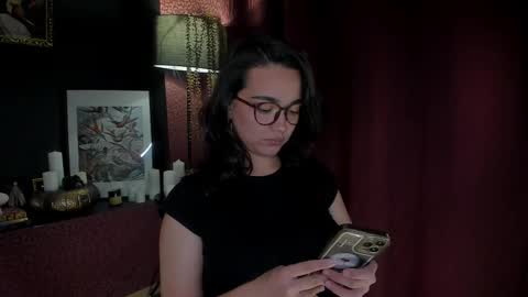 Snapshot of shadowlotus_ chatting on October 14, 8:53 pm Lily  online show from October 14, 8:53 pm