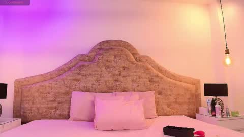 shadowlune online show from February 6, 7:50 pm