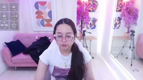 Snapshot of shady_bug chatting on July 19, 12:42 pm Shady online show from July 19, 12:42 pm