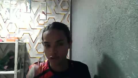 Snapshot of shaharra chatting on December 15, 1:43 am shaharra online show from December 15, 1:43 am