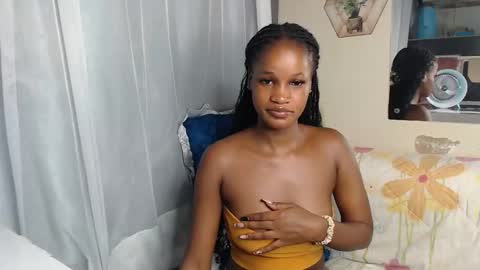 Snapshot of shaky396294 chatting on October 2, 6:59 pm shaky xxx online show from October 2, 6:59 pm