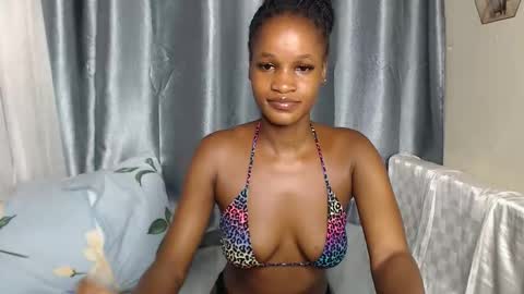 Snapshot of shaky396294 chatting on October 14, 3:24 pm shaky xxx online show from October 14, 3:24 pm