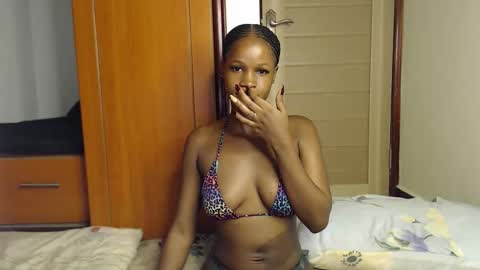 Snapshot of shaky396294 chatting on November 9, 1:20 pm shaky xxx online show from November 9, 1:20 pm