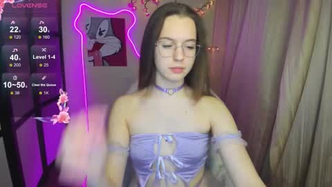 Vivian online show from November 13, 4:39 pm