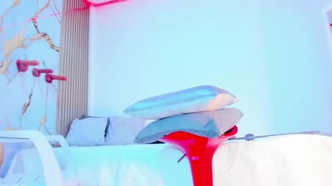 Snapshot of shalomexotic chatting on October 24, 12:12 pm shalomexotic online show from October 24, 12:12 pm