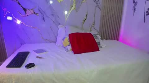 Snapshot of shalomexotic chatting on June 14, 12:07 pm shalomexotic online show from June 14, 12:07 pm