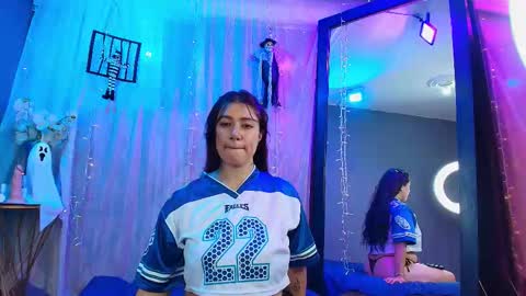 shalyn_lux online show from October 15, 4:12 am