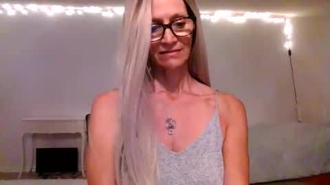 Shaman Woman online show from October 20, 5:35 pm