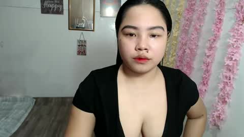Snapshot of shamcysupsup chatting on February 1, 6:21 am Shamcy online show from February 1, 6:21 am