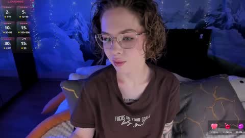 Snapshot of shameles_pussy chatting on January 19, 5:58 am shameles_pussy online show from January 19, 5:58 am