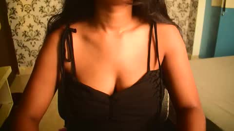 Snapshot of shanaya_indian chatting on September 15, 3:50 am shanaya indian online show from September 15, 3:50 am