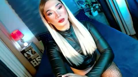 MISS SHANE online show from October 13, 7:36 pm