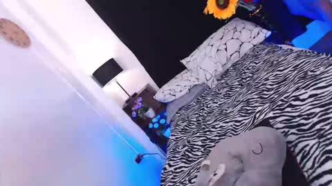 MISS SHANE online show from March 2, 7:48 am