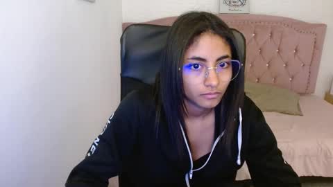 shanelle online show from March 3, 9:22 am