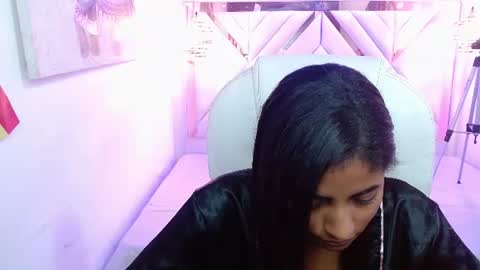 Snapshot of shaneelle chatting on July 16, 12:16 am shanelle online show from July 16, 12:16 am