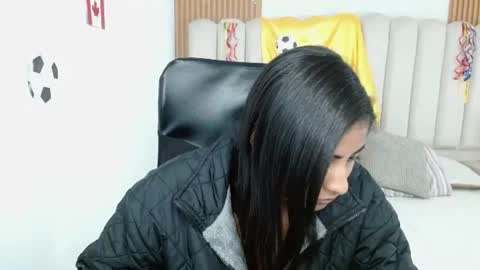Snapshot of shaneelle chatting on July 16, 12:22 pm shanelle online show from July 16, 12:22 pm