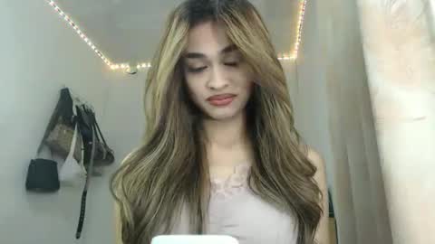 bini aiah online show from November 20, 1:50 am