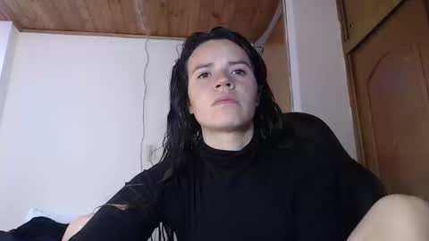 Snapshot of shanel_lozano chatting on September 22, 9:17 pm shanel_lozano online show from September 22, 9:17 pm