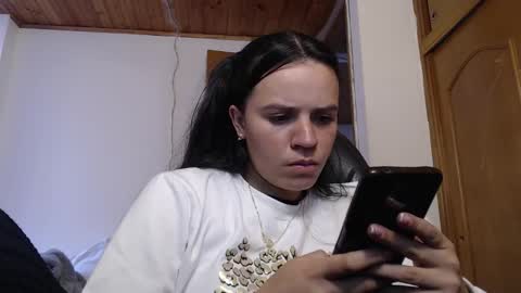 Snapshot of shanel_lozano chatting on October 1, 9:10 pm shanel_lozano online show from October 1, 9:10 pm