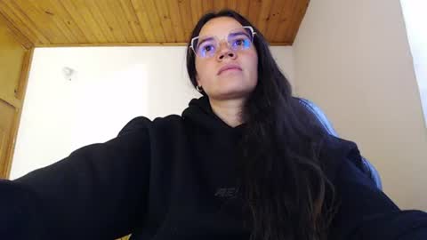 shanel_lozano online show from June 22, 9:01 pm