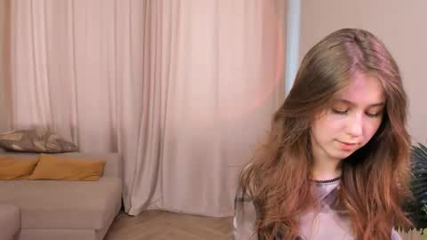 me name is Mia online show from February 12, 8:53 am