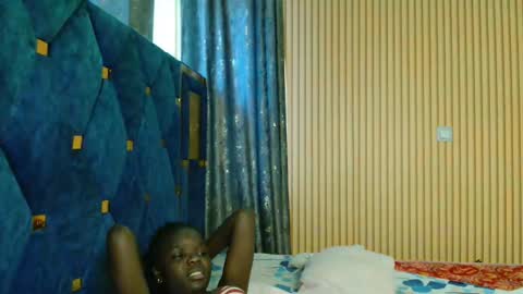 Shaniz online show from November 12, 4:13 am