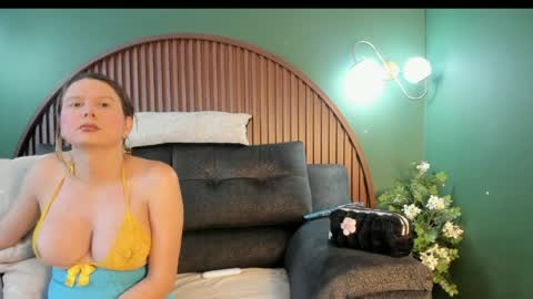 shannel__queen online show from May 6, 7:19 pm