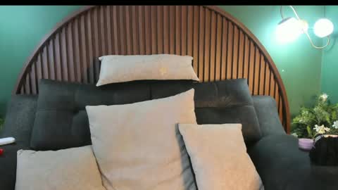shannel__queen online show from May 8, 10:04 pm