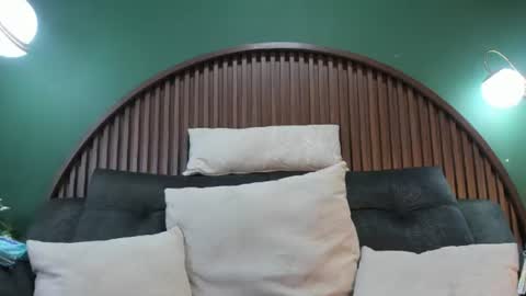 shannel__queen online show from July 17, 8:24 pm