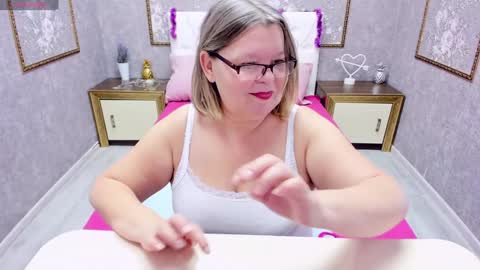 Shannon online show from January 10, 11:43 am