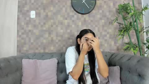 SHANON online show from November 4, 12:15 pm