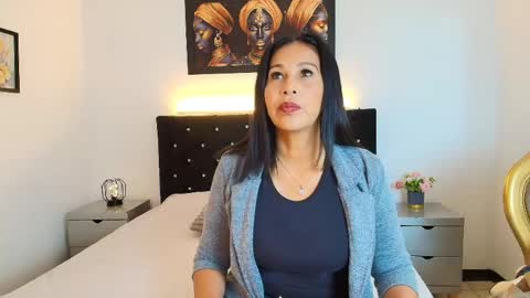 Snapshot of shanon_mature_ chatting on May 20, 7:42 pm Shanon online show from May 20, 7:42 pm