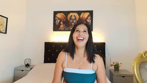 Snapshot of shanon_mature_ chatting on June 3, 7:30 pm Shanon online show from June 3, 7:30 pm