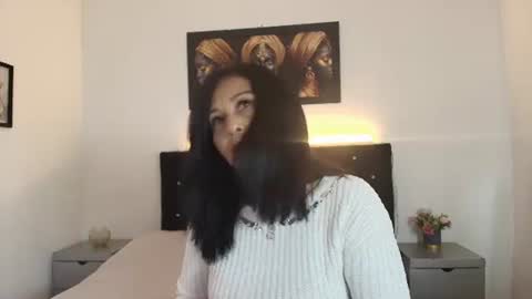 Snapshot of shanon_mature_ chatting on June 16, 7:27 pm Shanon online show from June 16, 7:27 pm