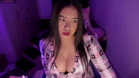 Cami Ortiz independent model online show from June 20, 4:59 am